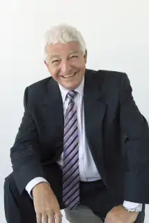 Алан Пиз